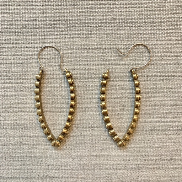 Aesa Suntaa Brass Earrings - Picture 5 of 7